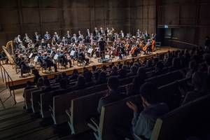 Sinfonia Varsovia z okazji 72. rocznicy Powstania w Getcie Warszawskim
