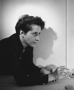 Źródła Zagłady w ujęciu Hannah Arendt — aktualny stan badań